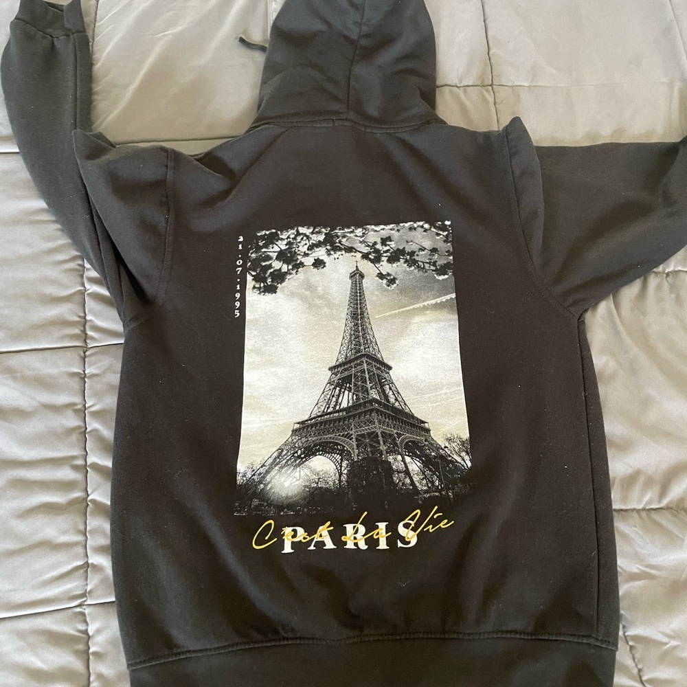 Pretty Little Things Eiffel Tower Paris Black Hoodie size S